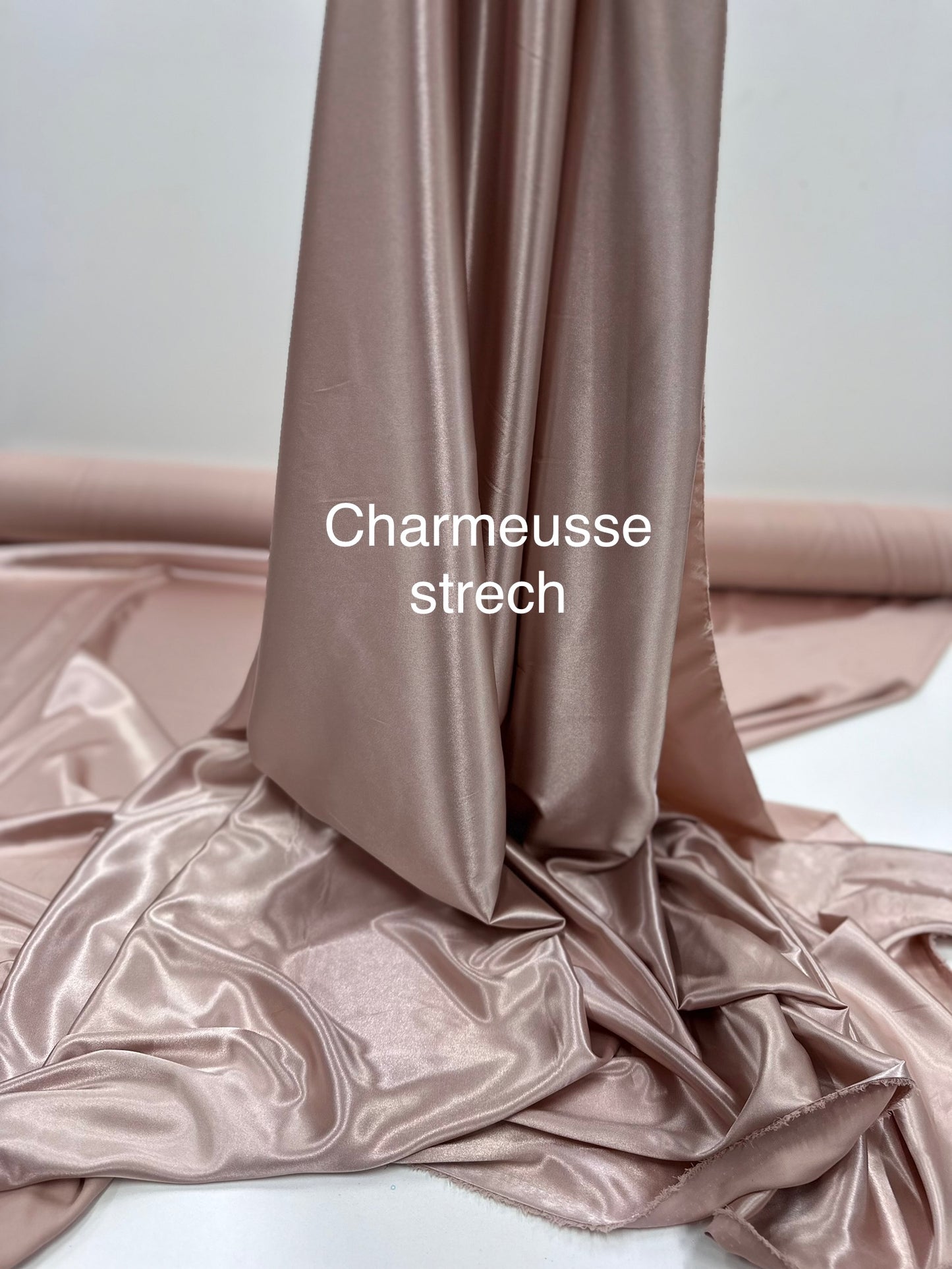 Muestra charmeusse con licra tipo seda