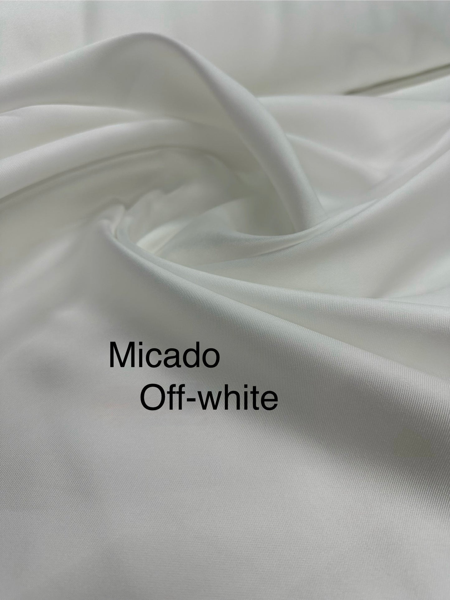 Micado Off-white