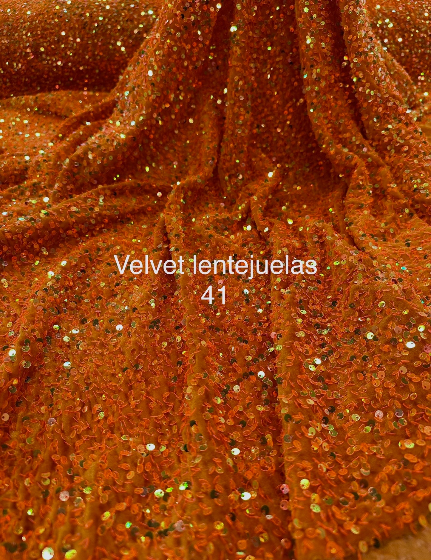 Velvet con lentejuelas 41