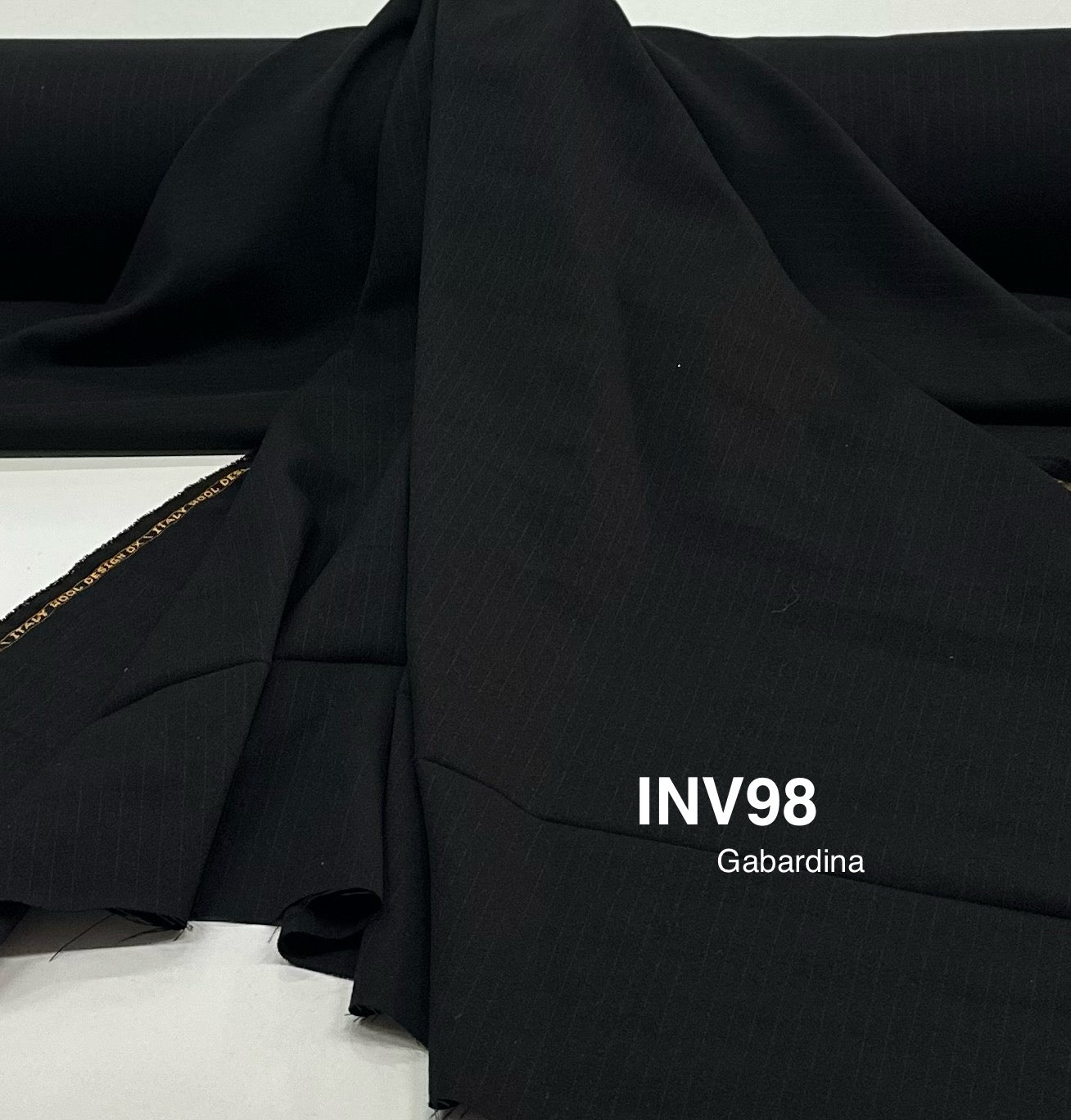 INV98 Gabardina