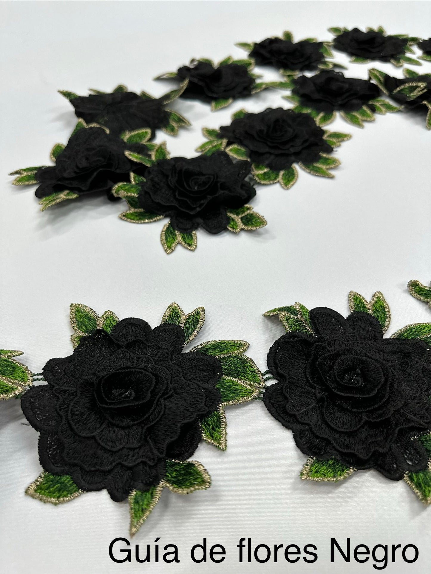 Guía de flores Negro