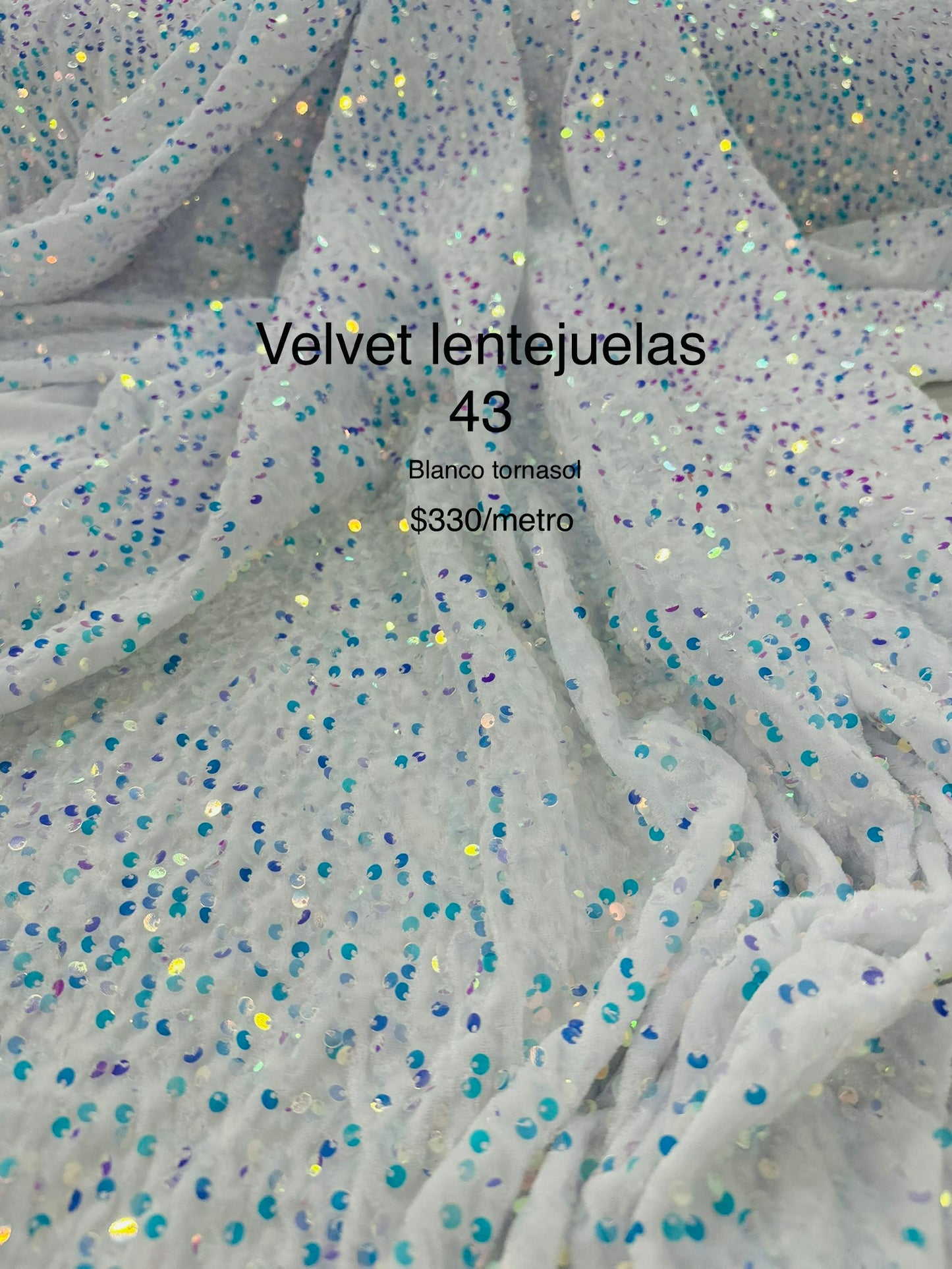 Velvet con lentejuelas 43