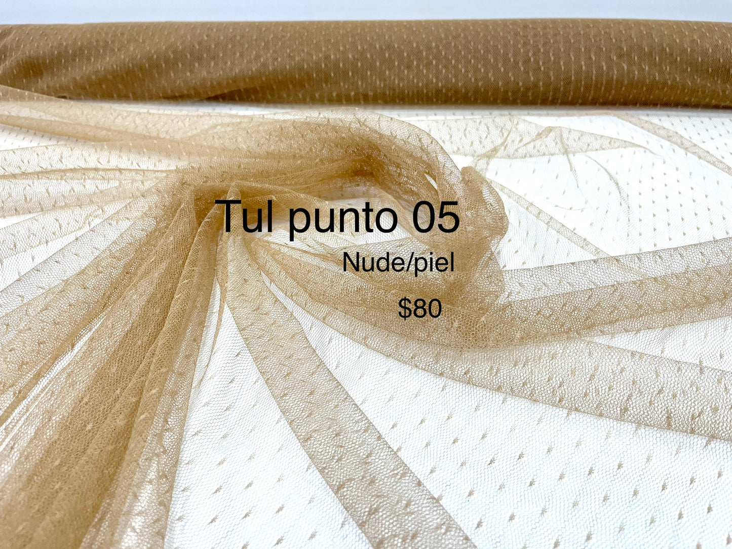 Tul punteado 05